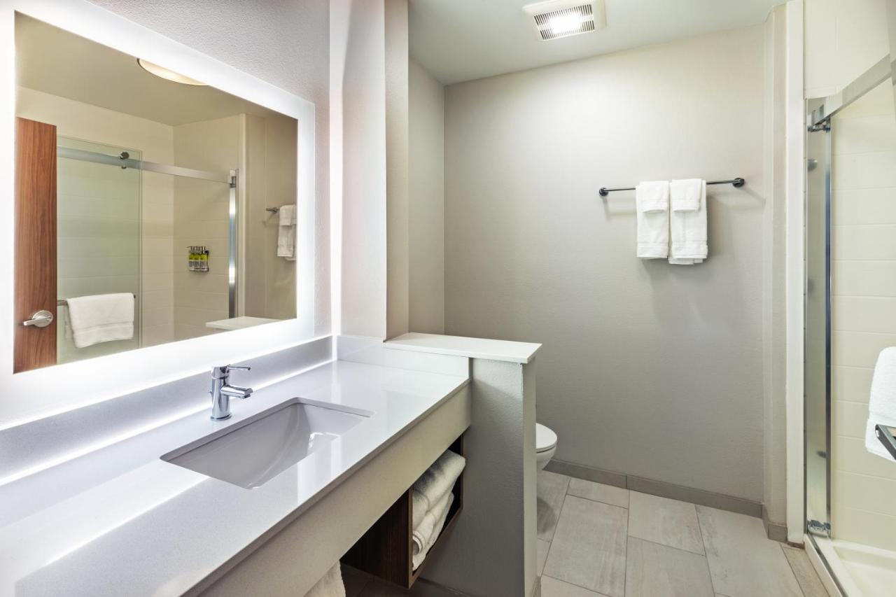 Holiday Inn Express & Suites - Parsons By Ihg Zewnętrze zdjęcie